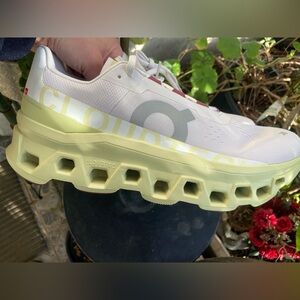 Men’s On Cloudmonster NWOT. Size 12.